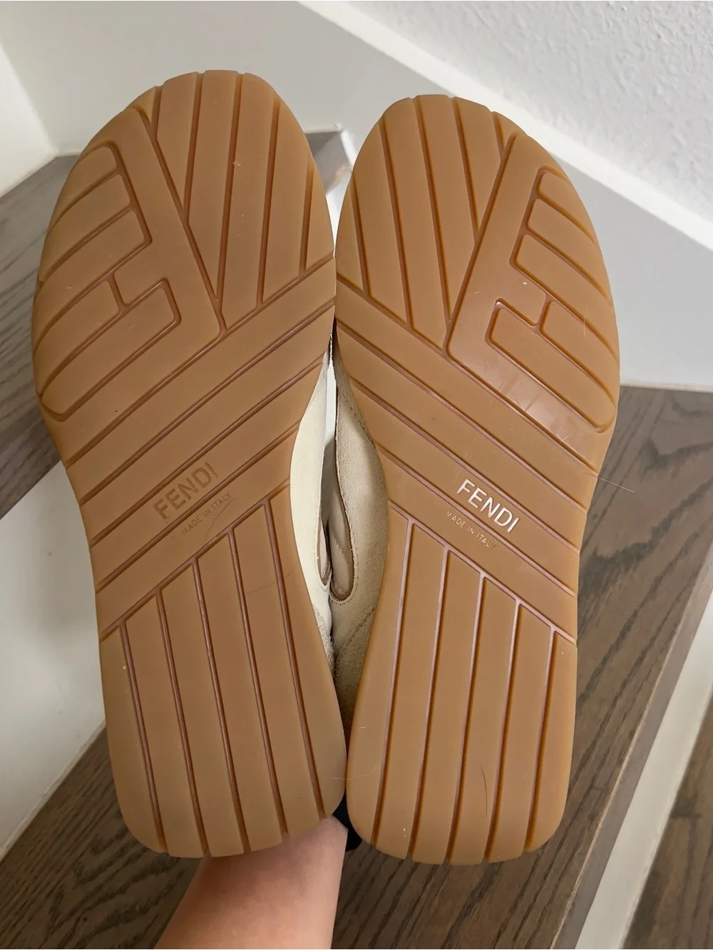 Fendi Wave Pulse Low-Top Sneakers